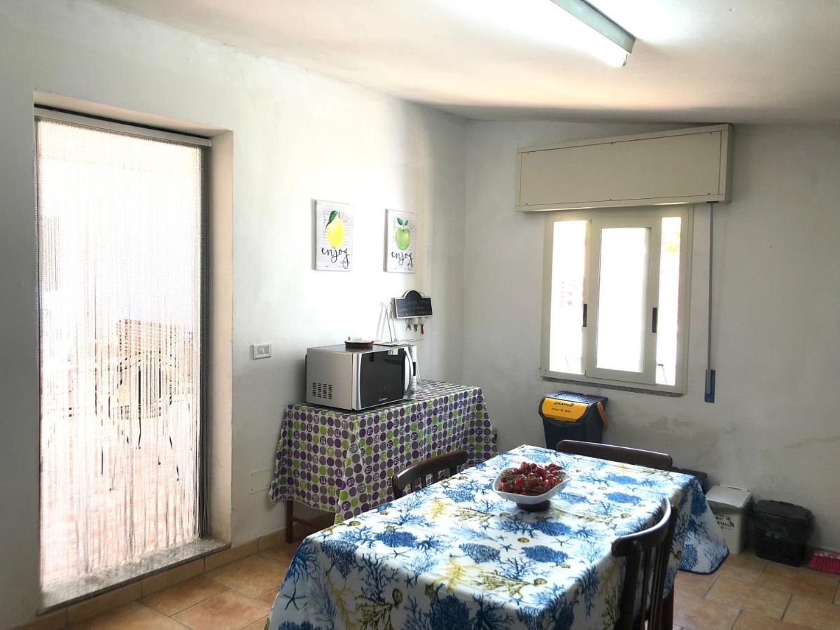 Martina Casa Vacanza マルツァメミ エクステリア 写真